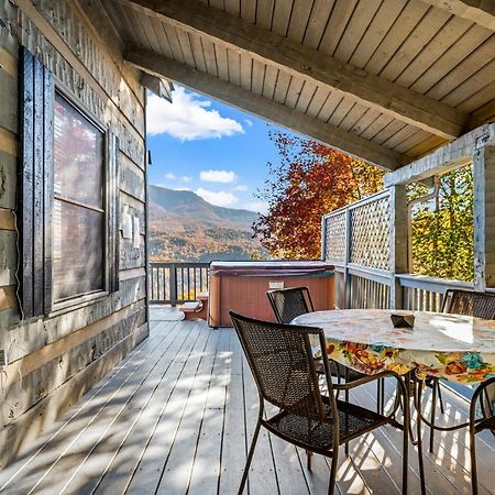 Barenberg Cabin - Secluded Unobstructed Panoramic Smoky Mountains View With Two Master Suites, Loft Game Room, And Hot Tub 개틀린버그 외부 사진